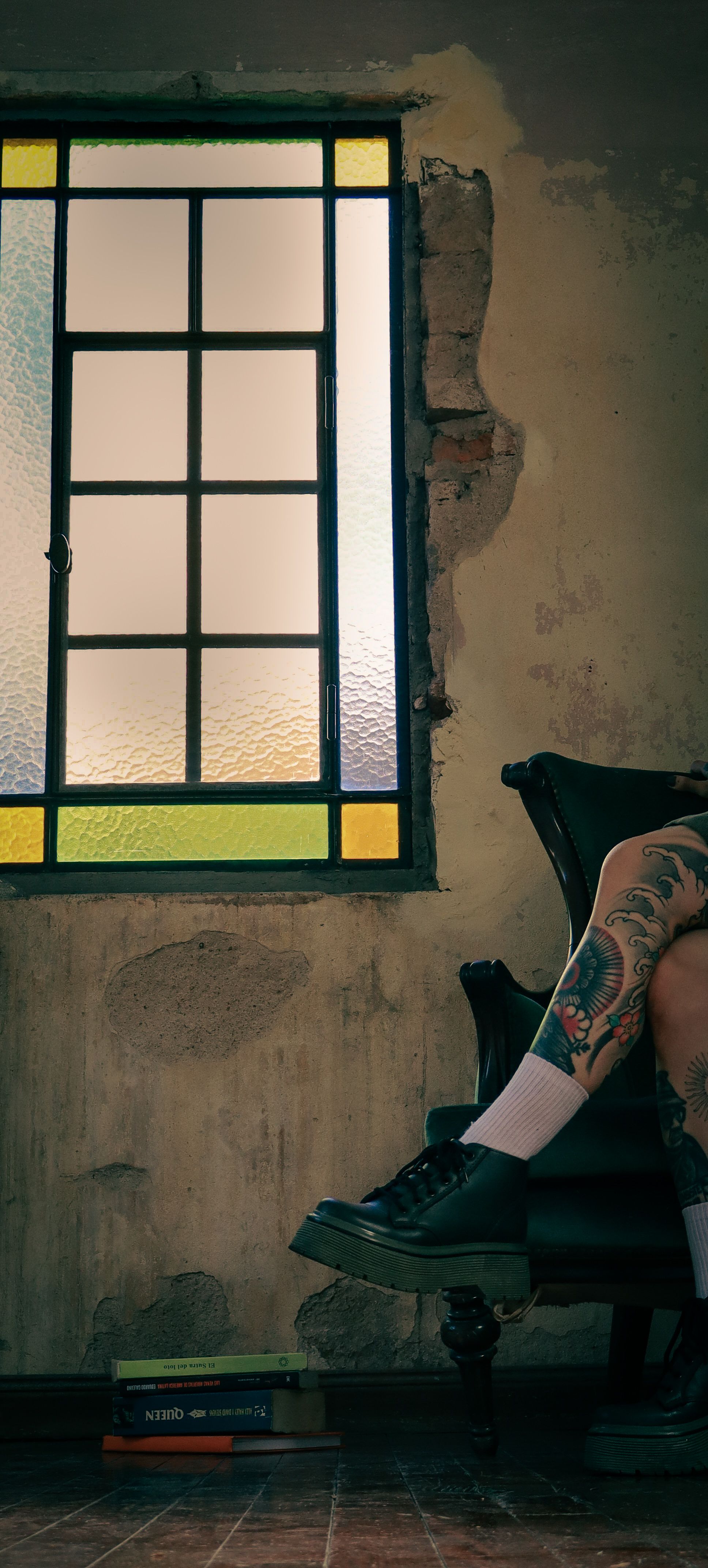 Tattoo Furniture & Supplies
